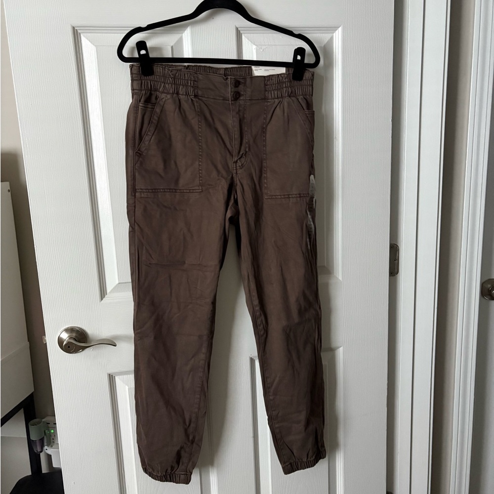 AE women’s jegging jogger pants
